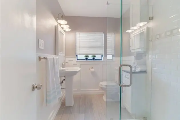 Ev (New Listing Northwood Harbor Home 3 b)