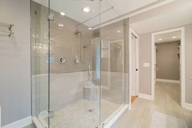 Ev (New Listing Northwood Harbor Home 3 b)