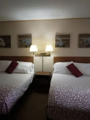 Business Tek Büyük Yataklı Oda