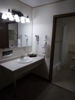 Business Tek Büyük Yataklı Oda