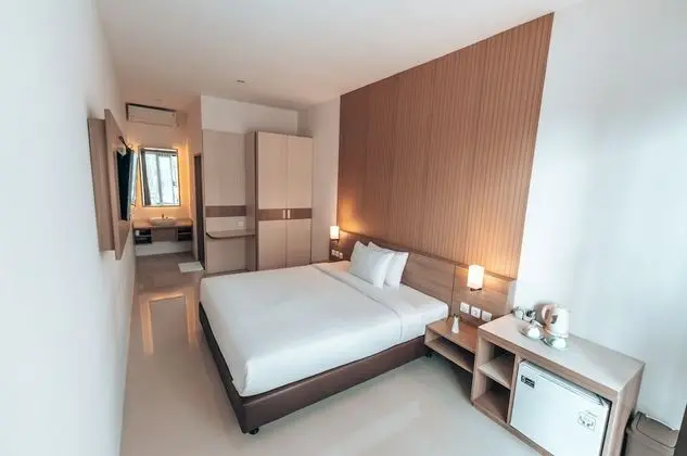 Deluxe Tek Büyük Yataklı Oda, 1 Büyük (Queen) Boy Yatak, Balkon, Havuz Manzaralı