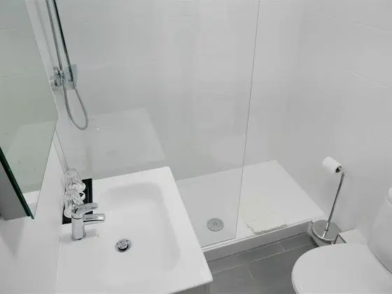 Standard Tek Büyük Yataklı Oda, Banyolu/Duşlu