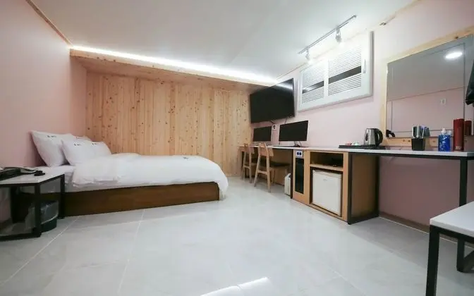 Oda (Special Room 2 PC (All OTT Service Av)