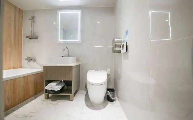 Oda (Special Room 2 PC (All OTT Service Av)