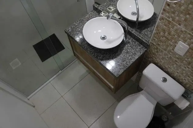 Üç Kişilik Oda