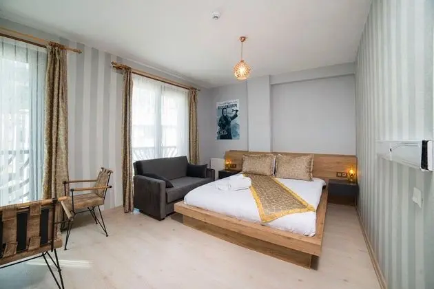 Orman Ve Şehir Manzaralı Deluxe Oda