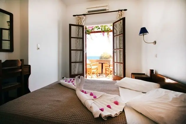 Romantic Tek Büyük Yataklı Oda, 1 Çift Kişilik Yatak, Balkon, Deniz Manzaralı