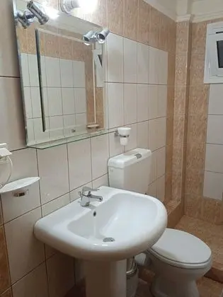 Basic Tek Büyük Yataklı Oda
