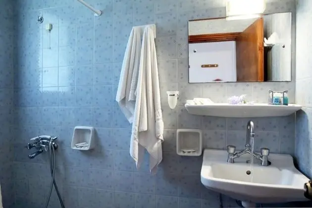 Üç Kişilik Oda, Dağ Manzaralı