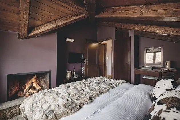 Deluxe Dört Kişilik Oda