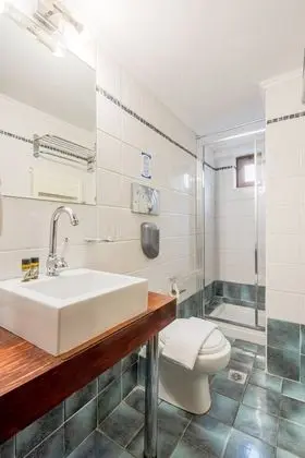 Standard Tek Büyük veya İki Ayrı Yataklı Oda