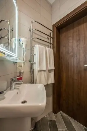 Superior Tek Büyük veya İki Ayrı Yataklı Oda