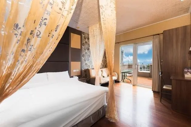 Honeymoon Tek Büyük Yataklı Oda