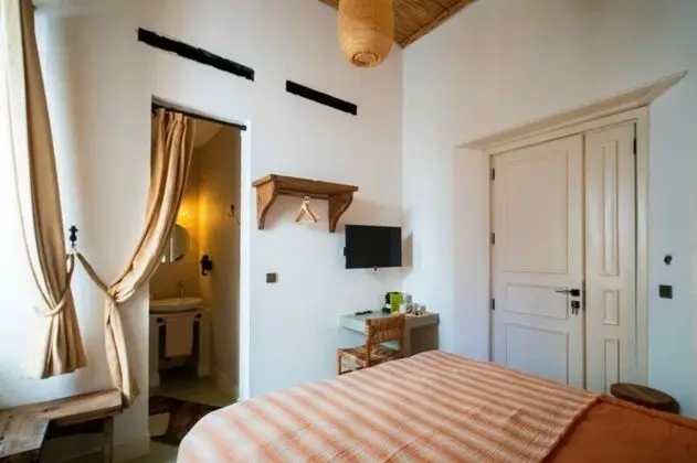 Deluxe Oda, Sokak Manzaralı