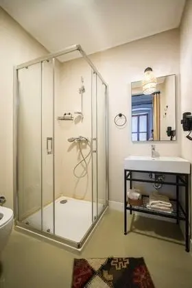 Deluxe Plus Oda, Sokak Manzaralı, 1. Kat