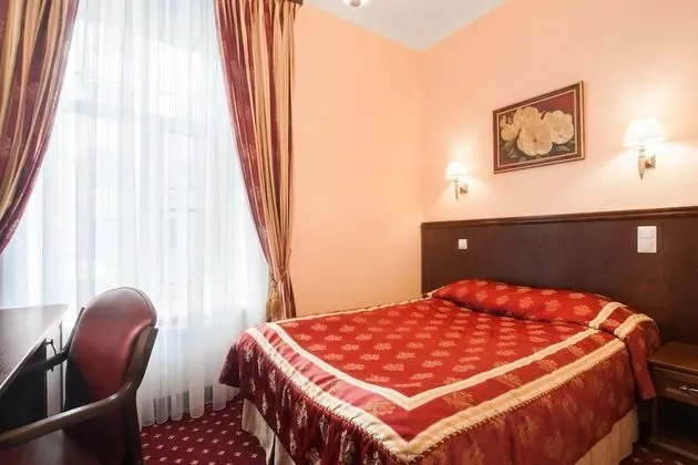 Economy Tek Büyük Yataklı Oda