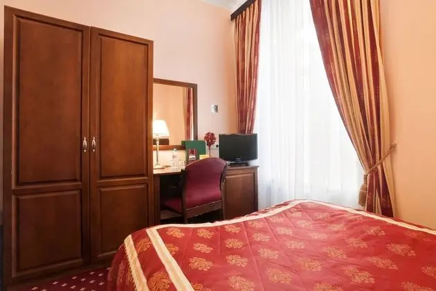 Economy Tek Büyük Yataklı Oda