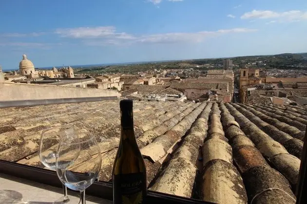 Panoramic Tek Büyük Yataklı Oda