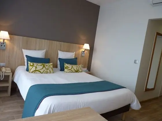 Superior Tek Büyük Yataklı Oda, Balkon, Tepe Manzaralı