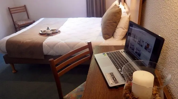 Tek Büyük Yataklı Oda, Dağ Manzaralı