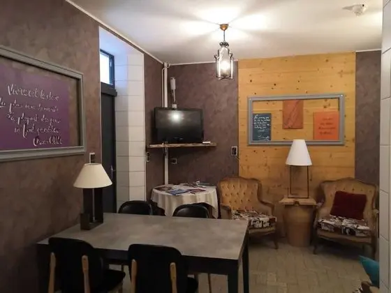 Oda, 2 Yatak Odası (6)