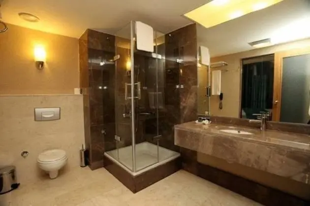 Standart Oda, Şehir Manzaralı