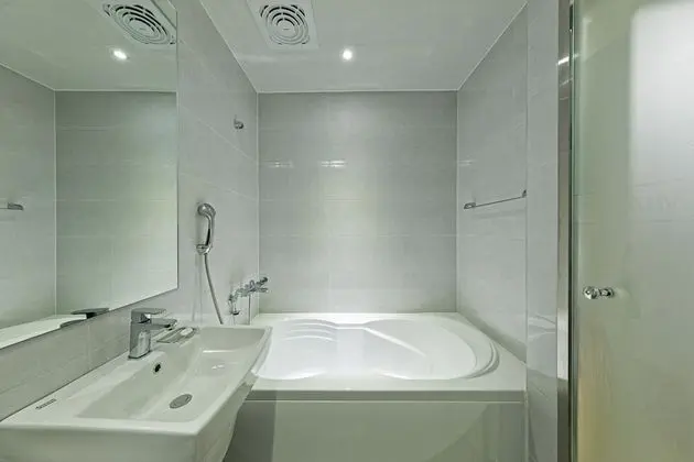 Standard İki Ayrı Yataklı Oda, Şehir Manzaralı