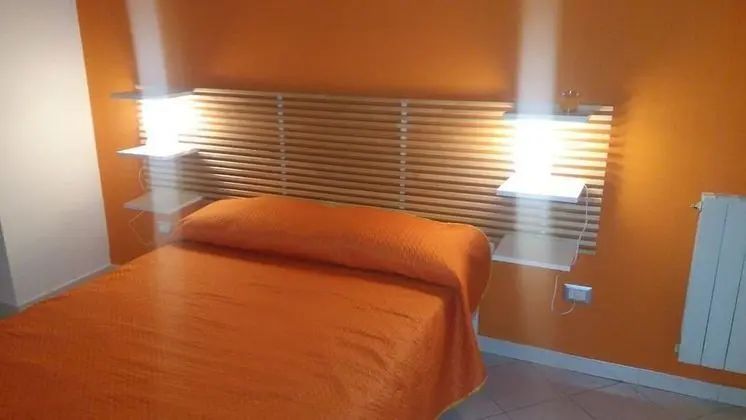 Basic Tek Büyük Yataklı Oda
