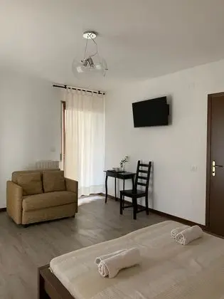 Üç Kişilik Oda, Ortak Banyo