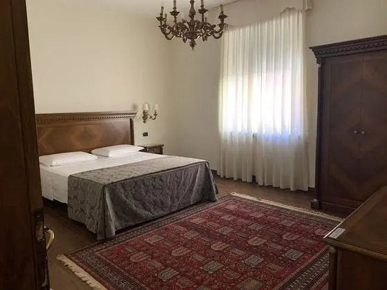 Basic Tek Büyük veya İki Ayrı Yataklı Oda, Özel Banyo