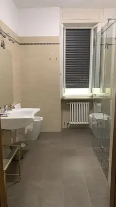 Basic Tek Büyük veya İki Ayrı Yataklı Oda, Özel Banyo