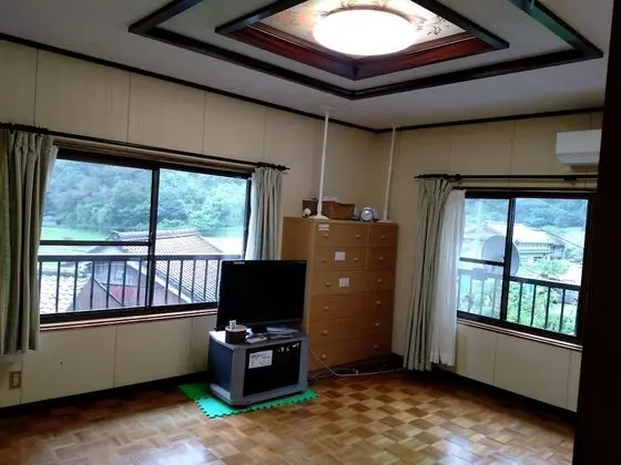 Traditional Oda, Sigara İçilmez, Ortak Banyo (Japanese Western Style Rooms)