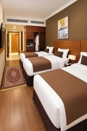 Deluxe Üç Kişilik Oda