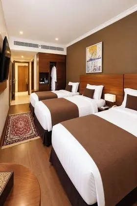 Deluxe Üç Kişilik Oda
