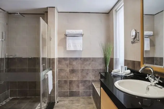 One Bedroom Suite