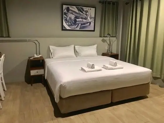 Deluxe Tek Büyük Yataklı Oda