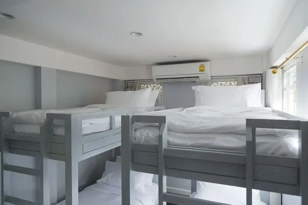 Deluxe Quadruple Room ( Friend )