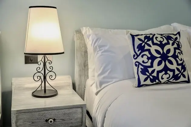 Deluxe Queen Twin Bed Pool View