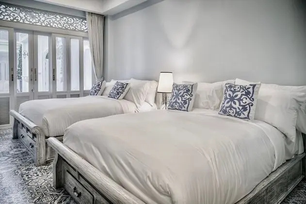 Deluxe Queen Twin Bed Pool View
