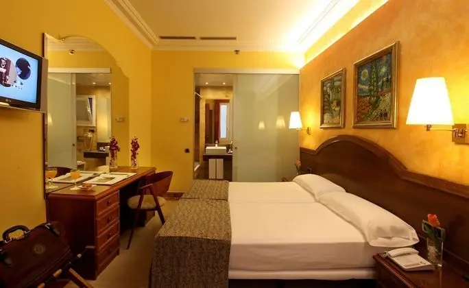 İki Ayrı Yataklı Oda