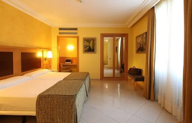 İki Ayrı Yataklı Oda