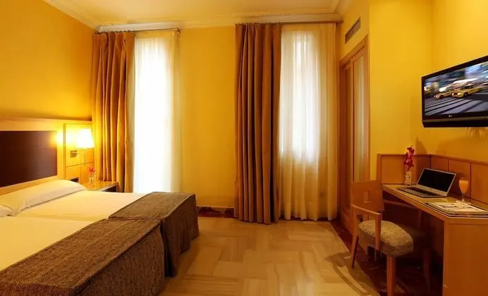 İki Ayrı Yataklı Oda