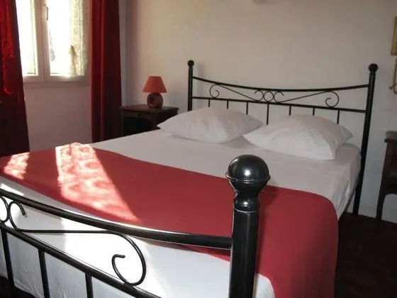 Classic Tek Büyük Yataklı Oda