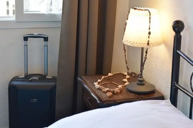 Classic Tek Büyük Yataklı Oda