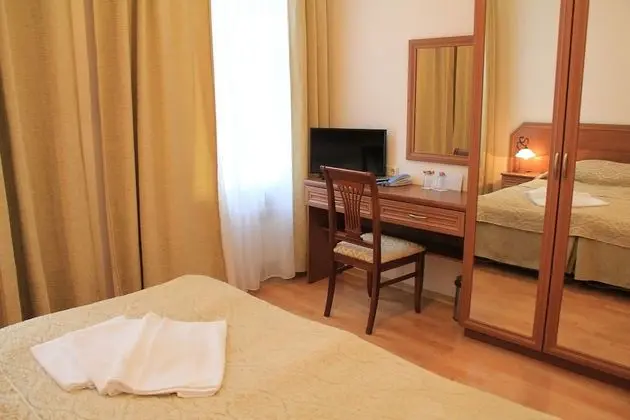 Economy Tek Büyük Yataklı Oda, Ortak Banyo