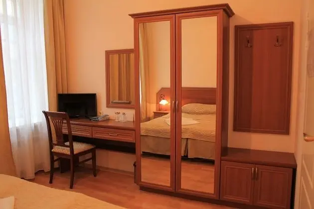 Economy Tek Büyük Yataklı Oda, Ortak Banyo
