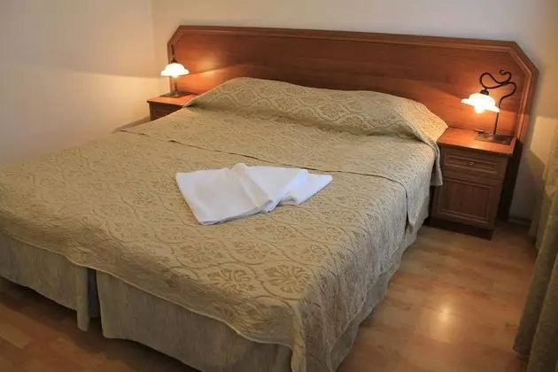 Economy Tek Büyük Yataklı Oda, Ortak Banyo