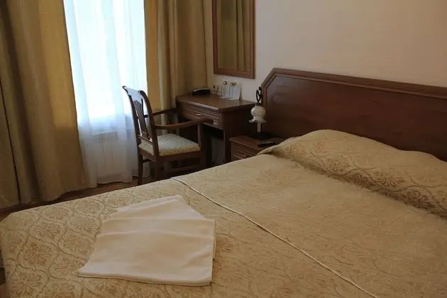 Economy Tek Büyük Yataklı Oda, Ortak Banyo