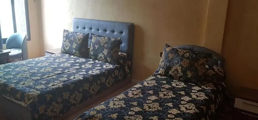 Üç Kişilik Oda
