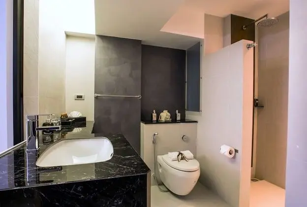 Deluxe Canal Twin Room
